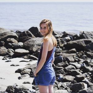 Meet your Posher, Jess